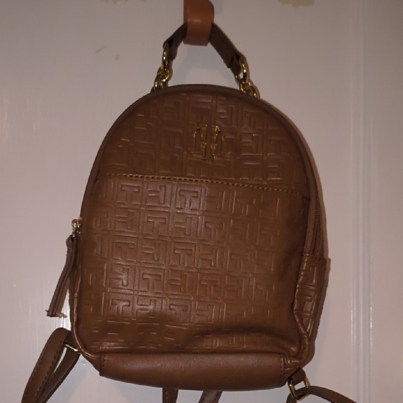 Tommy Hilfiger | Brown Backpack with Gold Details main image 7